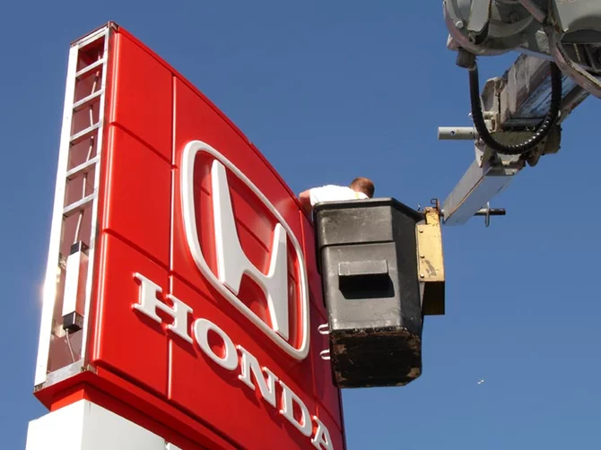 TOTEM TABELA TAMİRİ